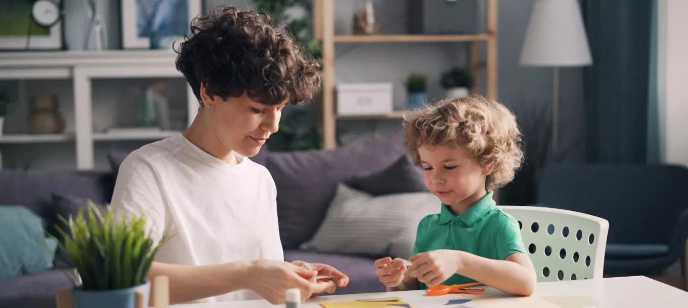 dipendente con figlio usa i buoni acquisto