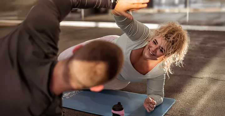 dipendenti-felici-in-palestra