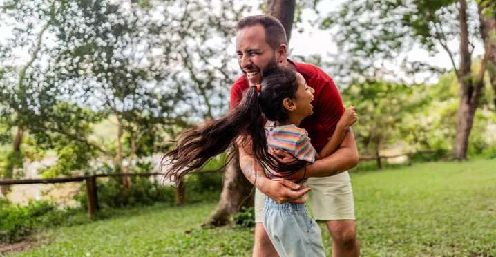 Famiglia si diverte con benefit aziendali