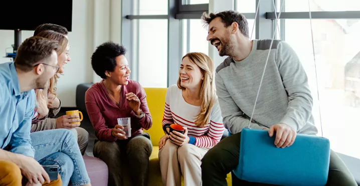 dipendenti-felici-premio-buoni-acquisto