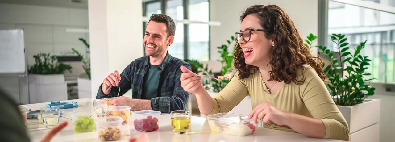 pausa-pranzo-con-buoni-pasto-2026