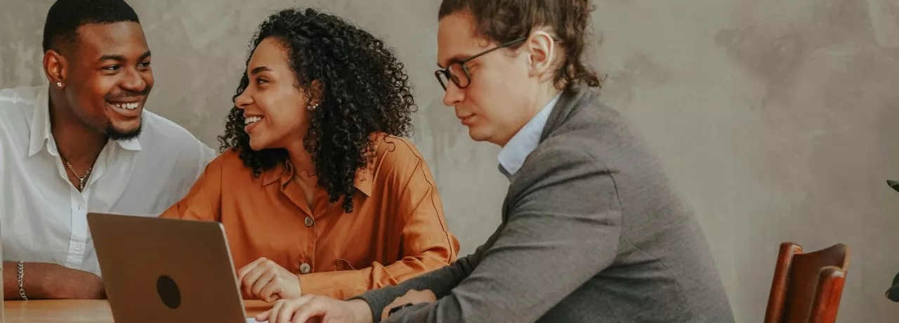 clienti in ufficio a natale