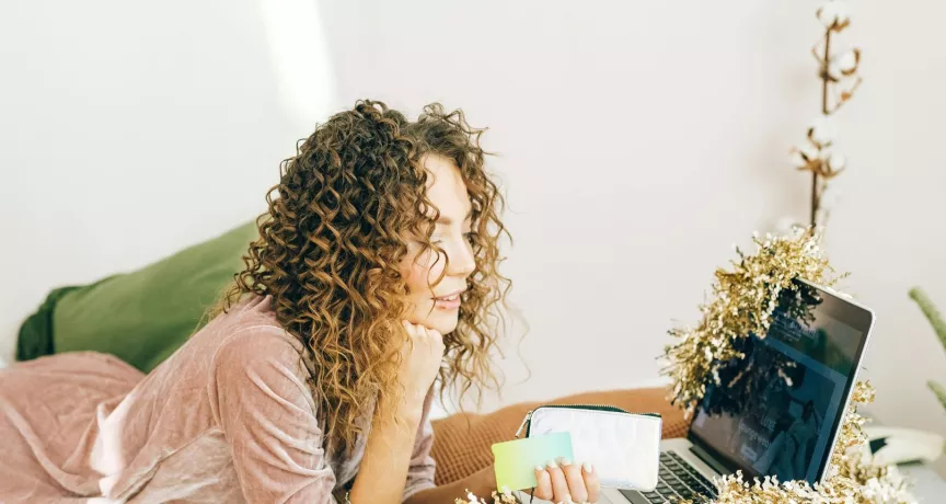 dipendente che utilizza i buoni acquisto