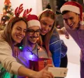 dipendenti-utilizzano-buoni-acquisto-a-natale
